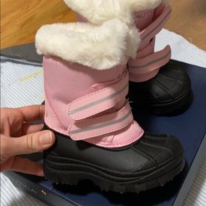 Girls winter boots sz 8